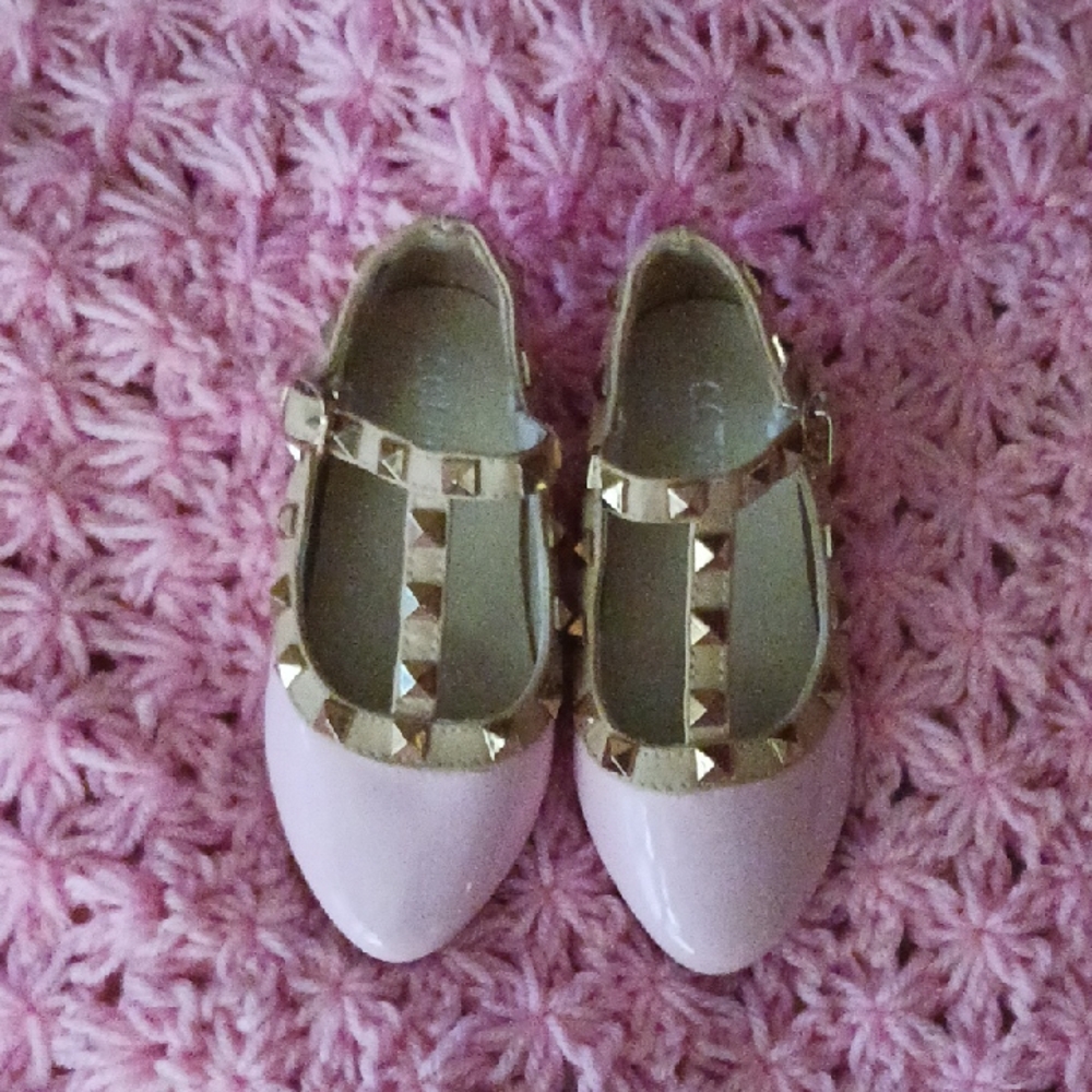 Chic Pink and Gold Kids Dress Shoes